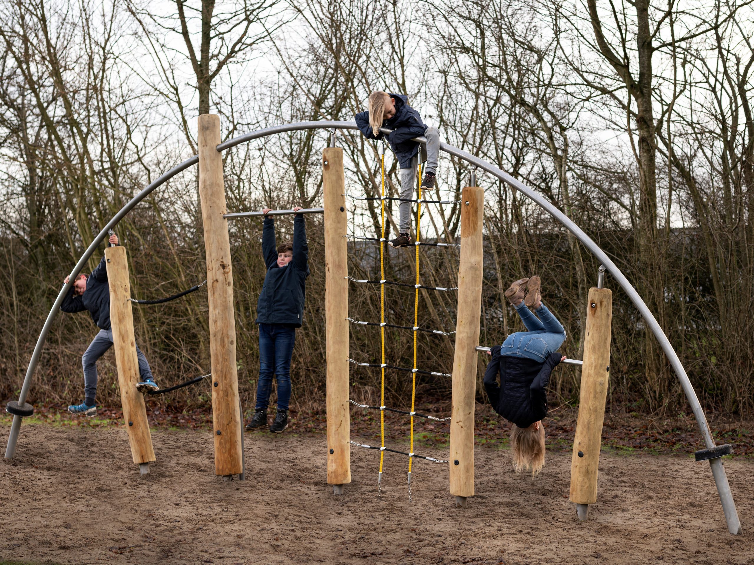 Kletterparcours für den Spielplatz Robinie- Norna Spielgeräte